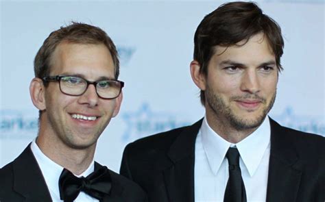 Michael Kutcher talks about twin brother Ashton, life with ...