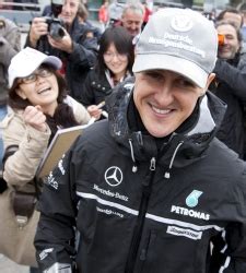 Michael Schumacher,  en estado crítico  tras sufrir un ...