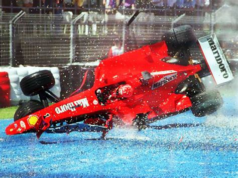 Michael Schumacher: TOP 10 accidente în Formula 1