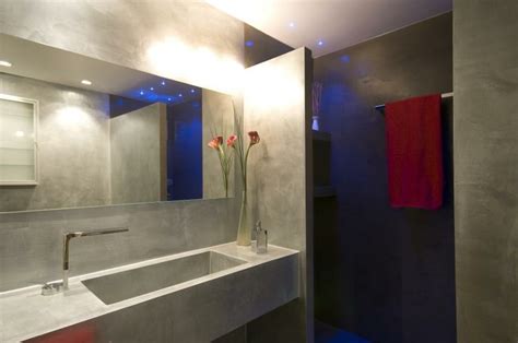 Microcemento baños con cubiertas frescas y atractivas.