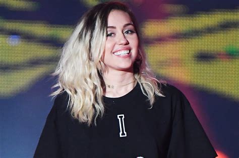 Miley Cyrus, DJ Khaled, Halsey & More to Perform at ...