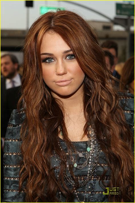 Miley Cyrus y Jonas entregaran premios en los grammy 2010 ...