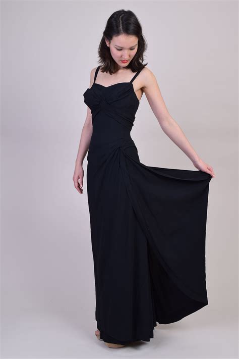 Miniola Vintage   Vintage 1930s Dress in Black Crepe Fabric