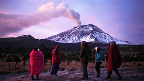 Mirá en vivo la erupción del volcán Popocatépetl | México ...
