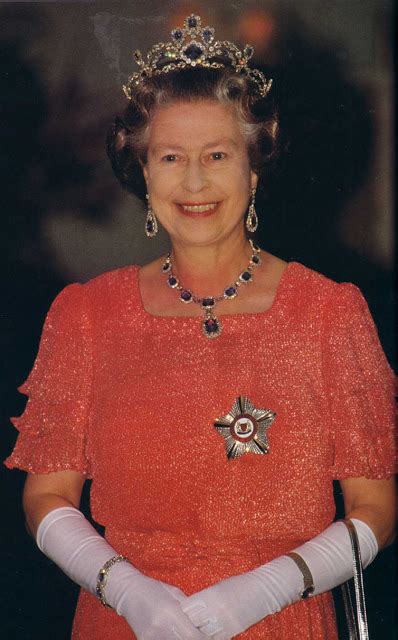 MIS JOYAS REALES : Tiara de Zafiros   Casa Real de Reino ...