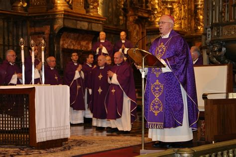 Misa Funeral por Monseñor Javier Echevarría, Prelado del ...