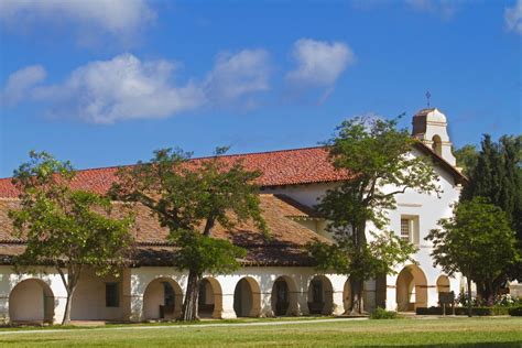 Mission San Juan Bautista   History, Buildings, Photos