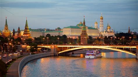 Moscow Kremlin Pictures: View Photos & Images of Moscow ...