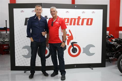 Moto Centro Tenerife celebró la apertura de su taller en ...