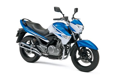Moto Suzuki GW250 Inazuma – Moto Caribe