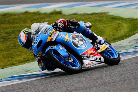 Moto3 rookie Navarro fastest overall in Jerez ...