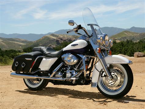 MOTORCYCLES   MOTORCYCLE NEWS AND REVIEWS: HARLEY DAVIDSON ...