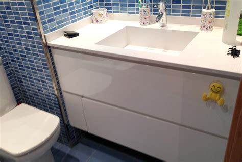 Mueble de baño a medida de 2 cajones y una puerta | MB Concept