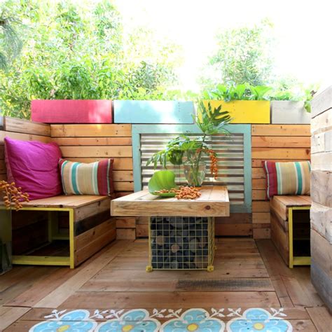 Muebles jardin con palets adaptados a diferentes entornos