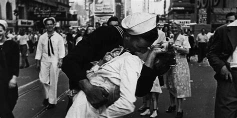 Muere la mujer del beso del final de la Segunda Guerra Mundial