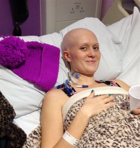 Mulher diagnostica seu próprio câncer terminal usando o ...