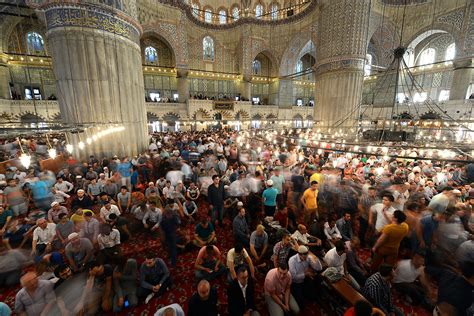 Muslims around the world celebrate Eid al Fitr | | Al Jazeera