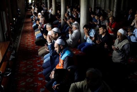 Musulmanes celebran el mes del Ramadán | Noticias | teleSUR