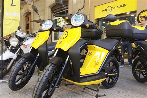 Muving, el nuevo motosharing arranca en Barcelona con 50 ...