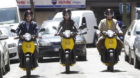Muving, el nuevo servicio para compartir motos eléctricas ...