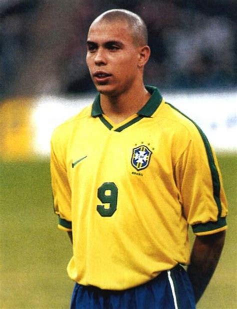My favourite player of all time Il Fenomeno, Ronaldo Luiz ...
