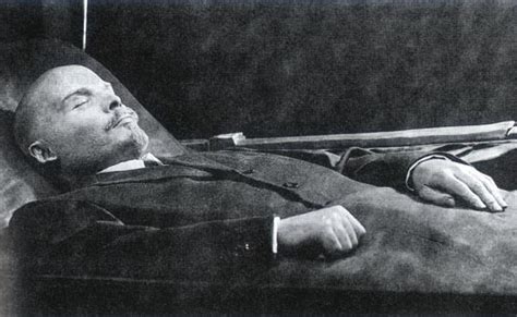 Mysterious Causes for Lenin’s Death | Annoyz View