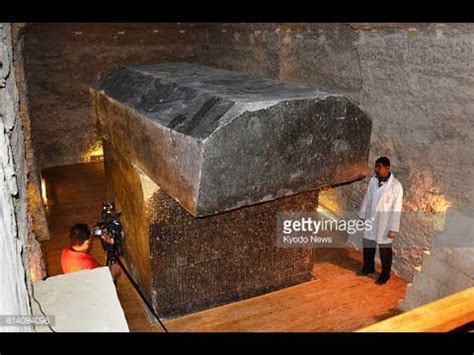 Mysterious GIANT Coffins Discovered in Egypt Near Pyramids ...