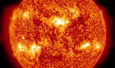 NASA libera imagens inéditas do Sol em altíssima definição ...