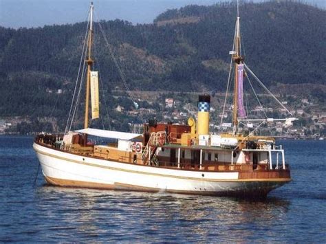 Navegar por la costa Gallega | Turismo Galicia