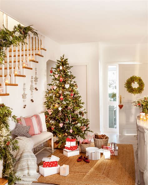 Navidad: Ideas para decorar de verde natural tu recibidor