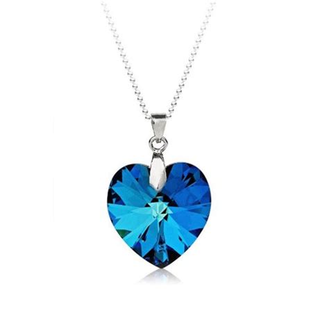 Necklaces for Women | Buy Necklaces, Pendants Online at ...