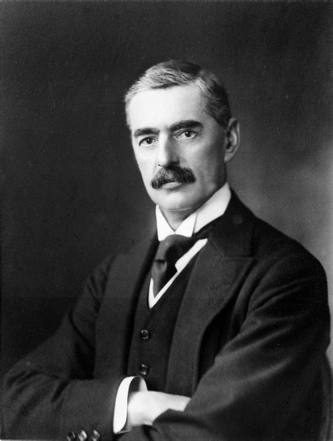 Neville Chamberlain   Vikipedi