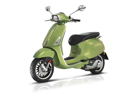 New 2018 Vespa Sprint 50 Scooters in Columbus, OH