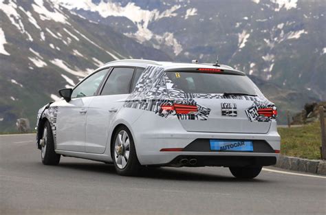 Next Seat Leon due in 2019 with high tech cabin and plug ...