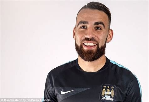 Nicolas Otamendi signs for Manchester City for £32m ...