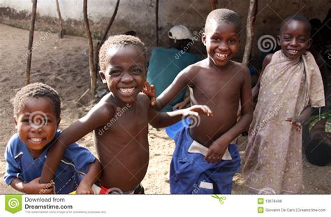 Niños En África Foto de archivo editorial   Imagen: 13678498