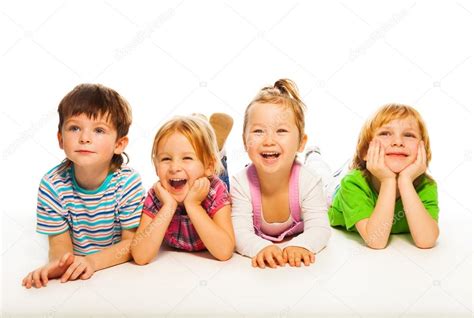 niños felices — Foto de stock © serrnovik #42493569