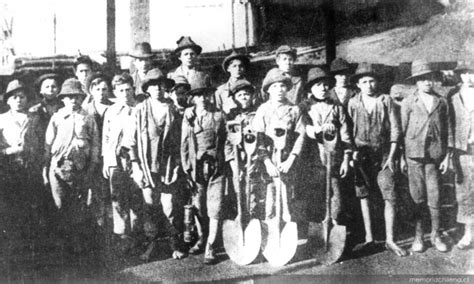 Niños trabajadores en el carbón de Curanilahue   Memoria ...