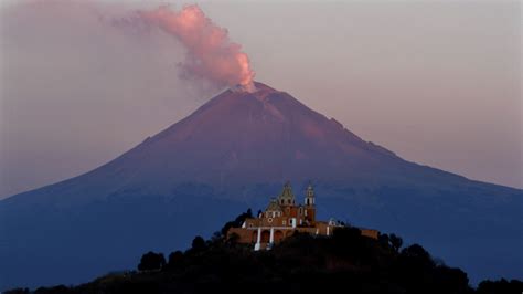 No Evacuation as Mexico s Popocatepetl Volcano Belches Ash ...