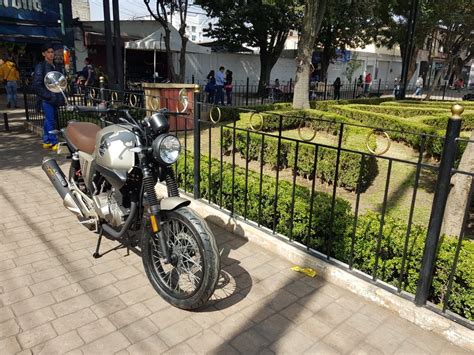 Nueva Moto Cafe Racer Vento Rocketman 250   $ 32,990 en ...