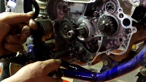 Oakys Garage: Part 2 YZ125 Shift Shaft Seal   YouTube