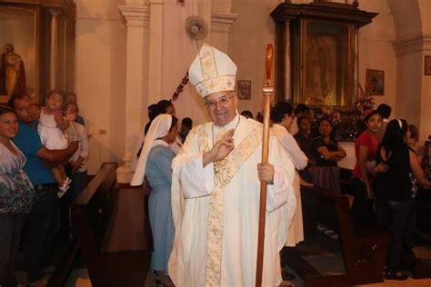 Obispo escuintleco llama a convivir en fraternidad