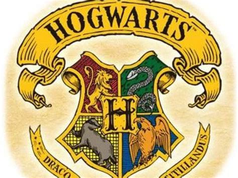 Official Hogwarts House Quiz! | Playbuzz
