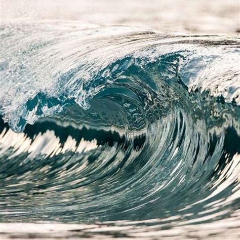 Olas salvajes: fotos impresionantes captadas en el mar