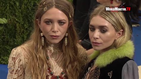 Olsen twins Mary Kate Olsen, Ashley Olsen arrive at 2017 ...
