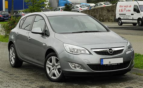 Opel Astra J – Wikipedia