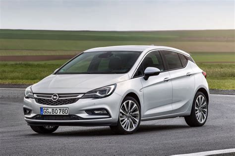 Opel Astra K BiTurbo Diesel Hatchback €27,310 | GM Authority