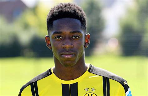 Ousmane Dembele is currently in England for talks over £ ...