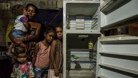 Padres venezolanos ayunan para dar de comer a sus hijos ...