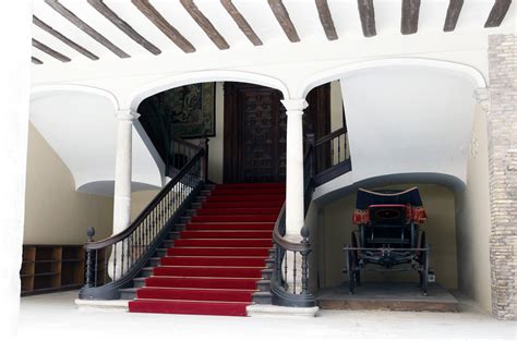 Palacio Duques de Villahermosa Fotog M.Gross XLmin ...